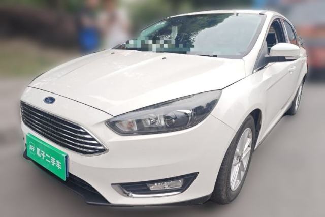 Used Ford Focus 2017 Sedan EcoBoost 125 Manual – Ultra-Style Edition with SmartDrive Features
