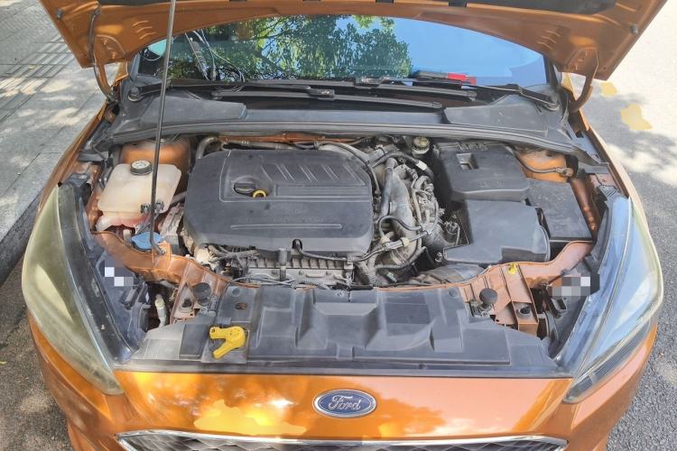 Used Ford Focus 2017 Hatchback EcoBoost 180 Automatic Sport Model Engine Bay