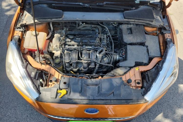 Used Ford Focus 2017 Hatchback 1.6L Manual Fashion Edition SmartDrive Version Engine Bay