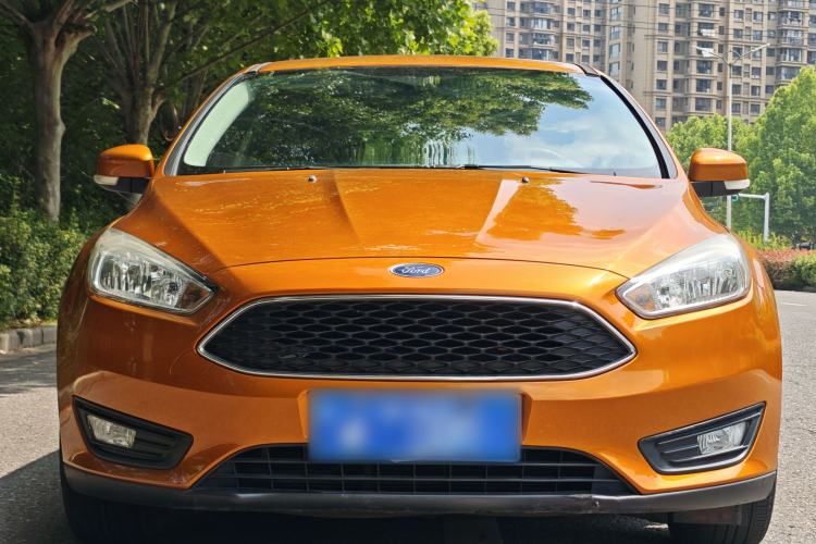 Used Ford Focus 2017 Hatchback 1.6L Automatic Comfort Plus SmartDrive Edition Exterior 4