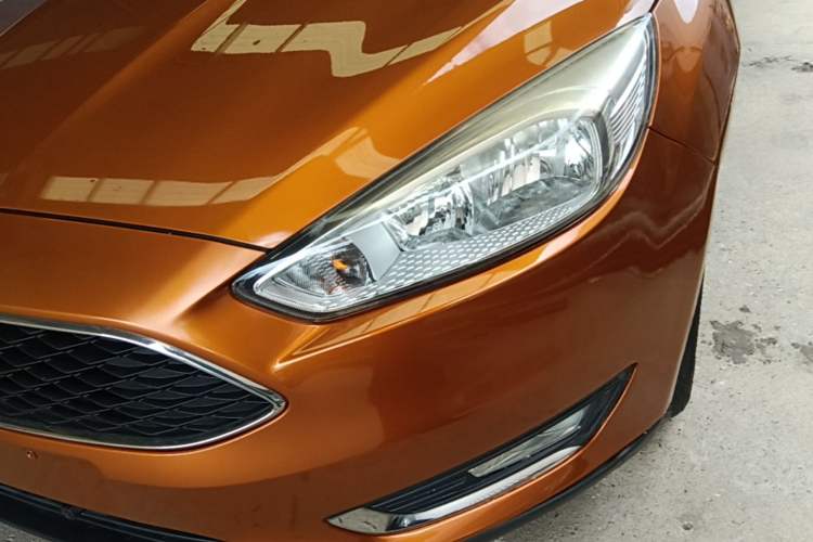 Used Ford Focus 2017 Hatchback 1.6L Automatic Fashion Edition Smart Drive Version Left Front Headlight