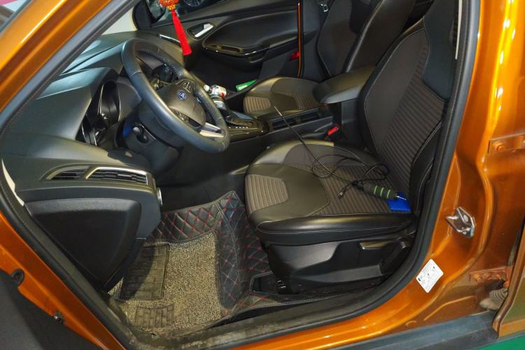 Used Ford Focus 2017 Hatchback 1.6L Automatic Fashion Edition Smart Drive Version Left Front Seat