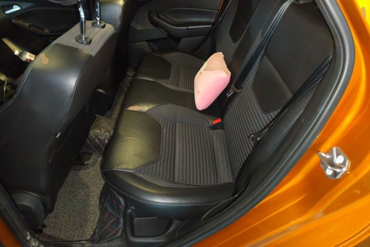 Used Ford Focus 2017 Hatchback 1.6L Automatic Fashion Edition Smart Drive Version Left Rear Seat