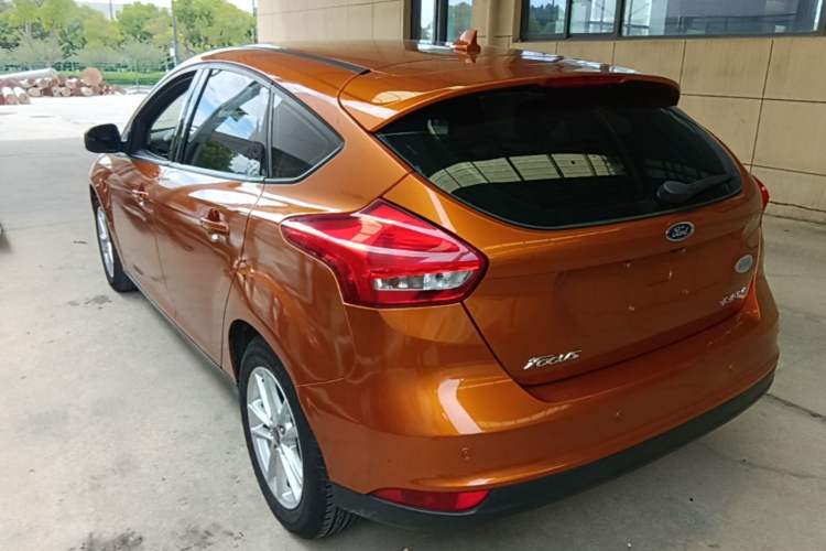 Used Ford Focus 2017 Hatchback 1.6L Automatic Fashion Edition Smart Drive Version Rear Left 45 Deg