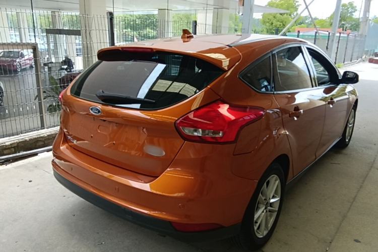 Used Ford Focus 2017 Hatchback 1.6L Automatic Fashion Edition Smart Drive Version Rear Right 45 Deg