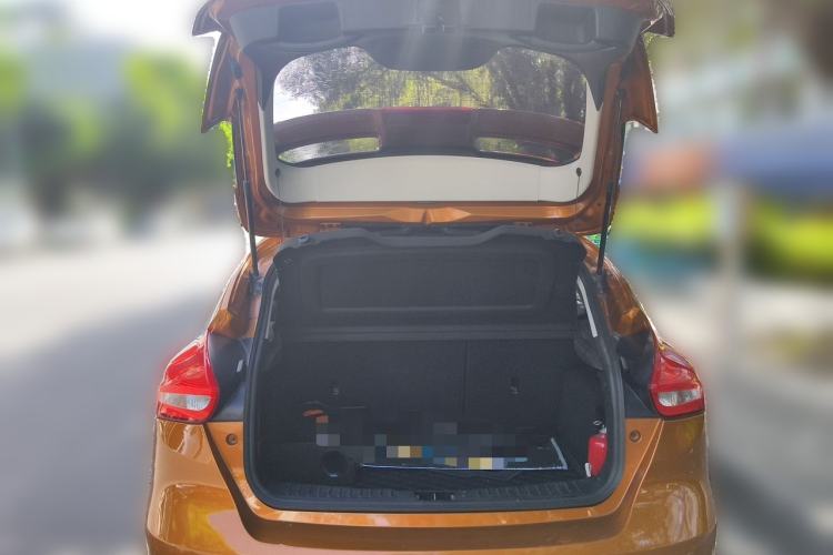 Used Ford Focus 2017 Hatchback EcoBoost 180 Automatic Sport Model Trunk