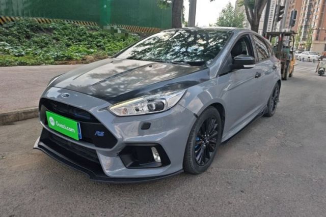 Ford Focus 2018 Hatchback Classic EcoBoost 180 Automatic Sport Edition مستعملة