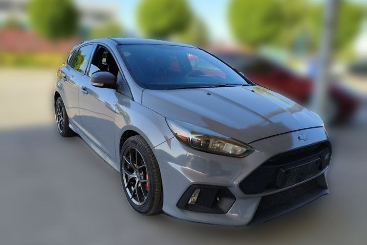Used Ford Focus 2018 Hatchback Classic 1.6L Automatic Comfort Plus SmartDrive Edition Front Right 45 Deg
