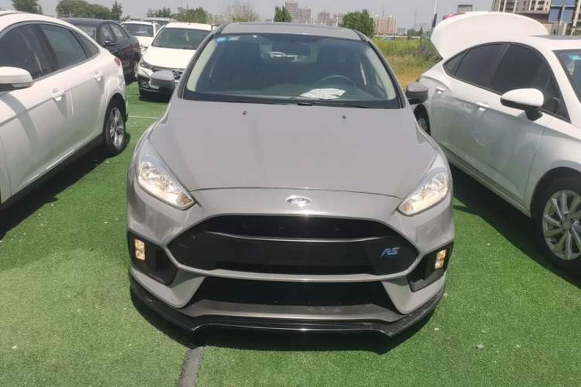 Used Ford Focus 2018 Hatchback Classic 1.6L Automatic Trendy SmartDrive Edition Front