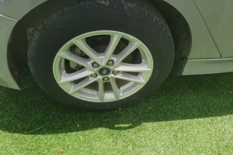 Used Ford Focus 2018 Hatchback Classic 1.6L Automatic Trendy SmartDrive Edition Right Rear Wheel Hub