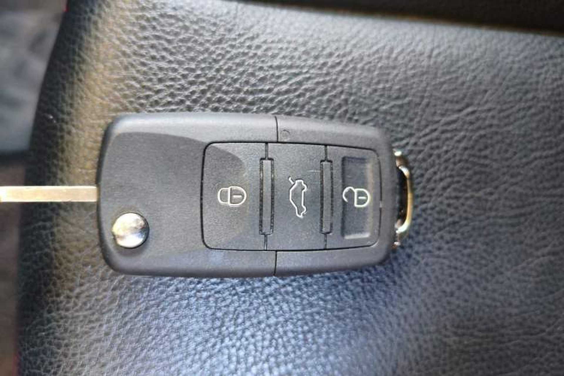 Used Ford Focus 2018 Hatchback Classic 1.6L Automatic Comfort Plus SmartDrive Edition Vehicle Key