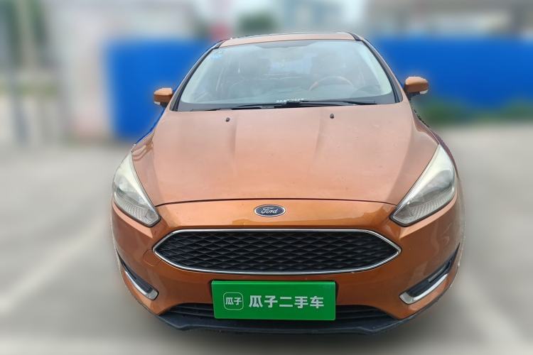 Used Ford Focus 2018 Two-Door Classic EcoBoost 125 Automatic Supercharged Style SmartDrive Edition Front