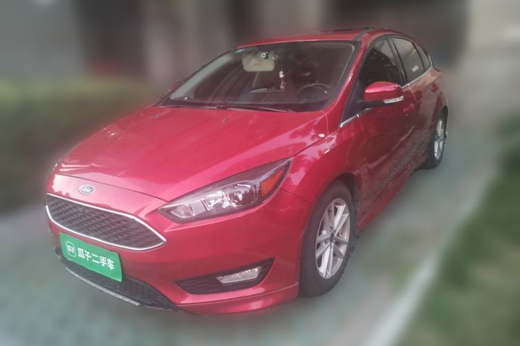Used Ford Focus 2018 Hatchback Classic EcoBoost 180 Automatic Elite Model Guazi used car, China used car export, Used car for sale, Used cars, Cheapest cars for sale