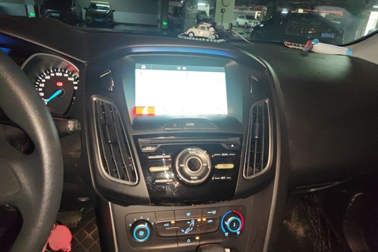 Used Ford Focus 2018 Hatchback Classic 1.6L Automatic Comfort Plus SmartDrive Edition Audio And AC Panel