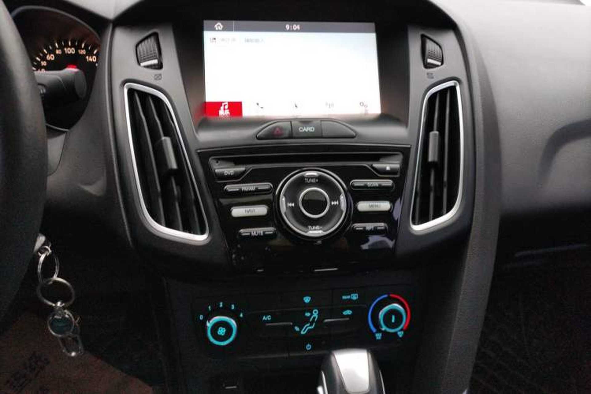 Used Ford Focus 2018 Sedan Classic 1.6L Automatic Trendy SmartDrive Edition Audio And AC Panel