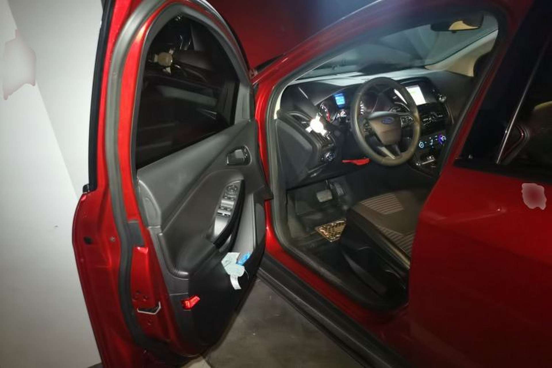 Used Ford Focus 2018 Hatchback Classic 1.6L Automatic Trendy SmartDrive Edition Driver Seat