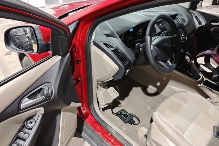 Used Ford Focus 2018 Sedan Classic 1.6L Automatic Comfort Plus Smart Drive Version Driver Seat