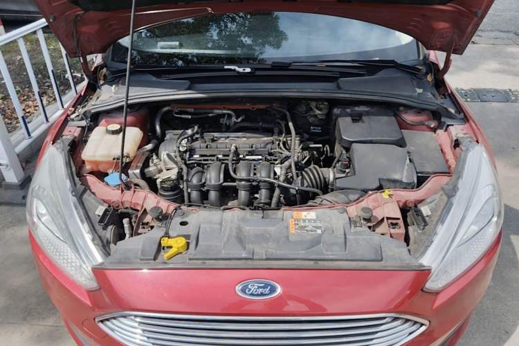 Used Ford Focus 2018 Sedan Classic 1.6L Automatic Trendy SmartDrive Edition Engine Bay
