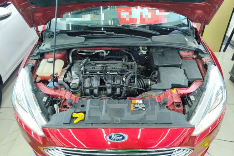 Used Ford Focus 2018 Sedan Classic 1.6L Automatic Trendy SmartDrive Edition Engine Bay