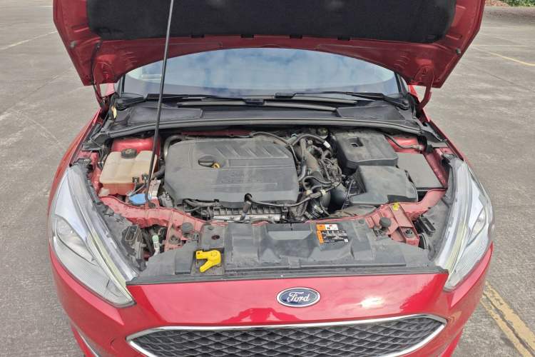 Used Ford Focus 2018 Hatchback Classic EcoBoost 180 Automatic Elite Model Engine Bay