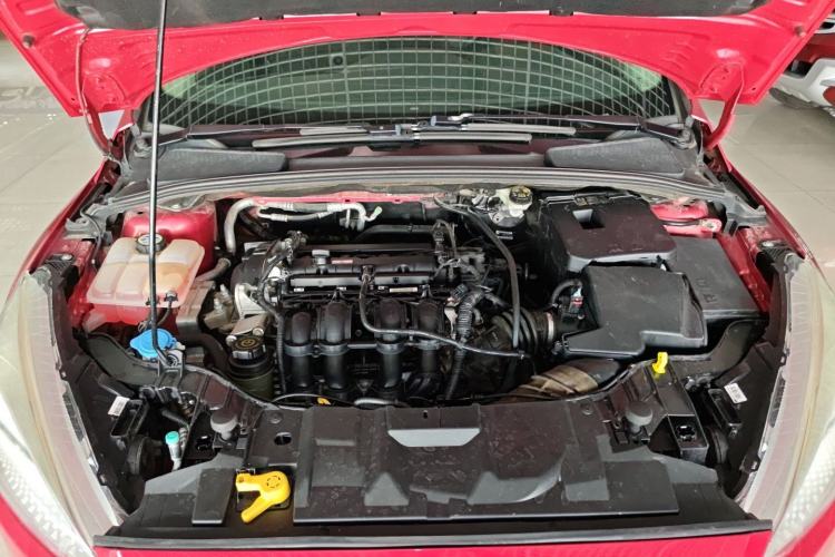 Used Ford Focus 2018 Sedan Classic 1.6L Automatic Trendy SmartDrive Edition Engine Bay