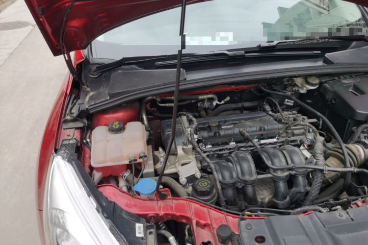 Used Ford Focus 2018 Hatchback Classic 1.6L Automatic Trendy SmartDrive Edition Engine Bay Right