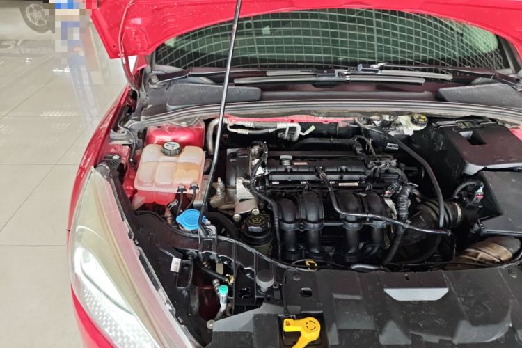Used Ford Focus 2018 Sedan Classic 1.6L Automatic Trendy SmartDrive Edition Engine Bay Right
