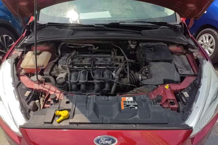 Used Ford Focus 2018 Hatchback Classic 1.6L Automatic Comfort Plus SmartDrive Edition Engine Bay