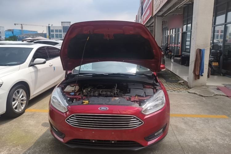 Used Ford Focus 2018 Sedan Classic 1.6L Automatic Trendy SmartDrive Edition Engine Bay