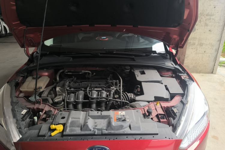Used Ford Focus 2018 Hatchback Classic 1.6L Automatic Comfort Plus SmartDrive Edition Engine Bay