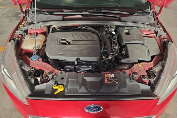 Used Ford Focus 2018 Hatchback Classic EcoBoost 180 Automatic Elite Model Engine Bay