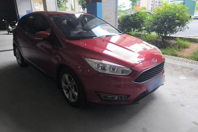 Used Ford Focus 2018 Hatchback Classic 1.6L Automatic Comfort Plus SmartDrive Edition Exterior 1