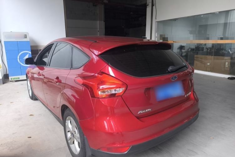 Used Ford Focus 2018 Hatchback Classic 1.6L Automatic Comfort Plus SmartDrive Edition Exterior 2