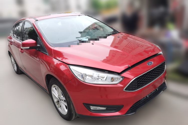 Used Ford Focus 2018 Hatchback Classic 1.6L Automatic Trendy SmartDrive Edition Front Right 45 Deg