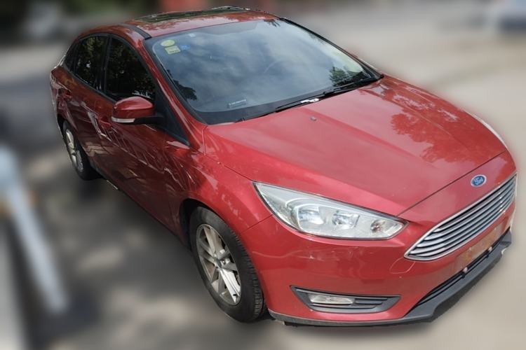 Used Ford Focus 2018 Sedan Classic 1.6L Automatic Trendy SmartDrive Edition Front Right 45 Deg