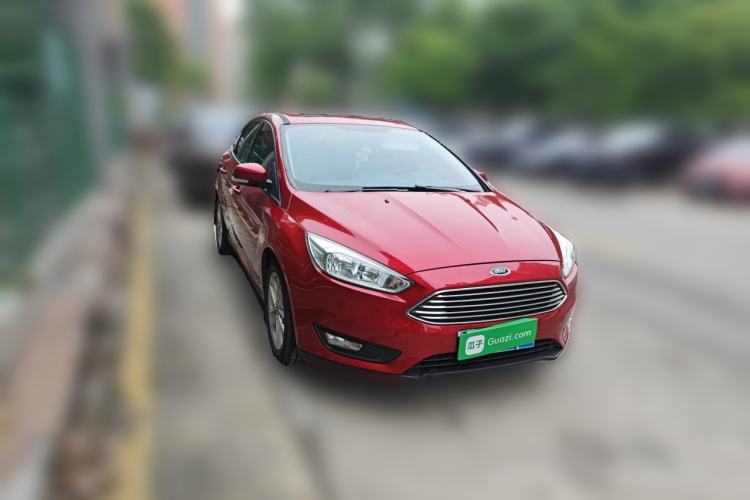 Used Ford Focus 2018 Sedan Classic 1.6L Automatic Trendy SmartDrive Edition Front Right 45 Deg