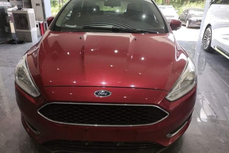 Used Ford Focus 2018 Hatchback Classic EcoBoost 180 Automatic Elite Model Front
