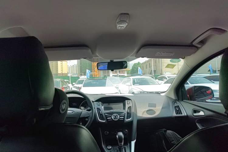 Used Ford Focus 2018 Hatchback Classic 1.6L Automatic Comfort Plus SmartDrive Edition Headliner