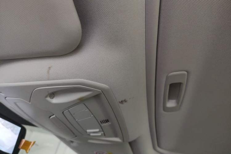Used Ford Focus 2018 Hatchback Classic EcoBoost 180 Automatic Elite Model Headliner