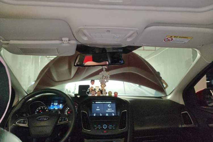 Used Ford Focus 2018 Hatchback Classic EcoBoost 180 Automatic Elite Model Headliner