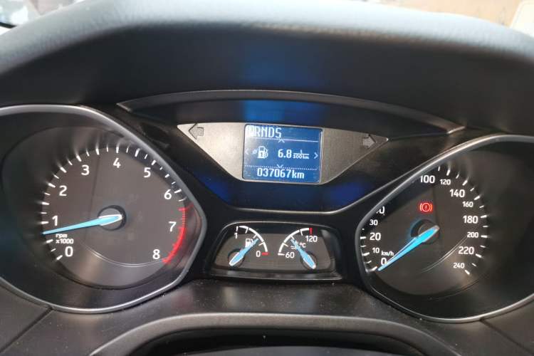 Used Ford Focus 2018 Hatchback Classic 1.6L Automatic Trendy SmartDrive Edition Instrument Cluster