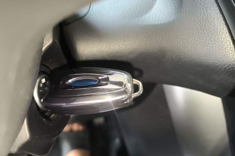 Used Ford Focus 2018 Hatchback Classic 1.6L Automatic Comfort Plus SmartDrive Edition Interior 1