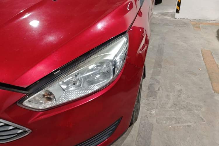 Used Ford Focus 2018 Sedan Classic 1.6L Automatic Comfort Plus Smart Drive Version Left Front Headlight