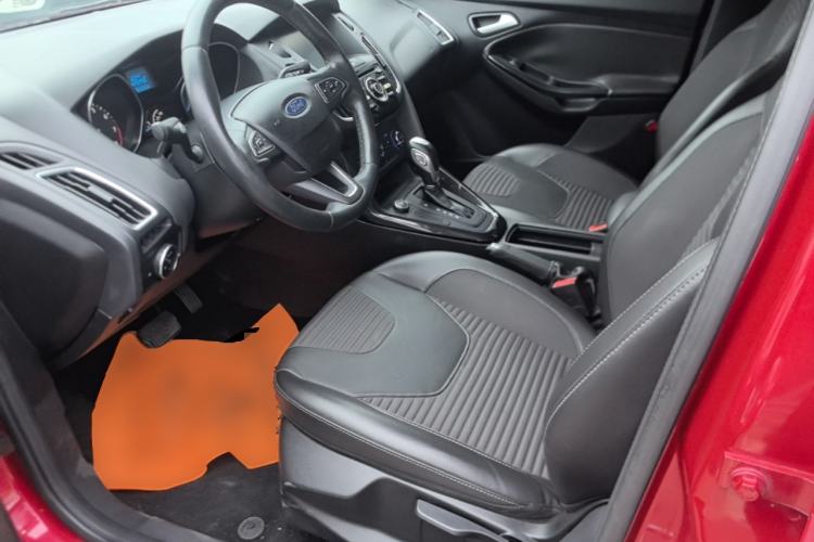 Used Ford Focus 2018 Sedan Classic 1.6L Automatic Trendy SmartDrive Edition Left Front Seat