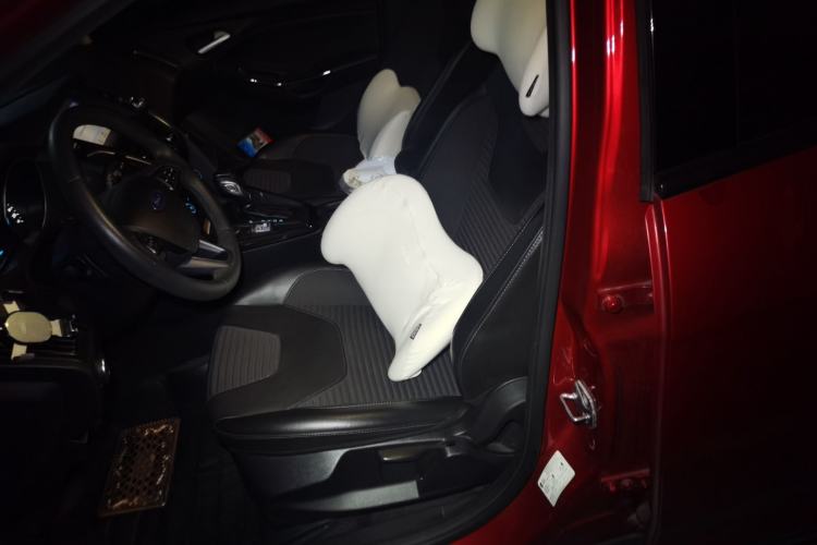 Used Ford Focus 2018 Hatchback Classic 1.6L Automatic Trendy SmartDrive Edition Left Front Seat