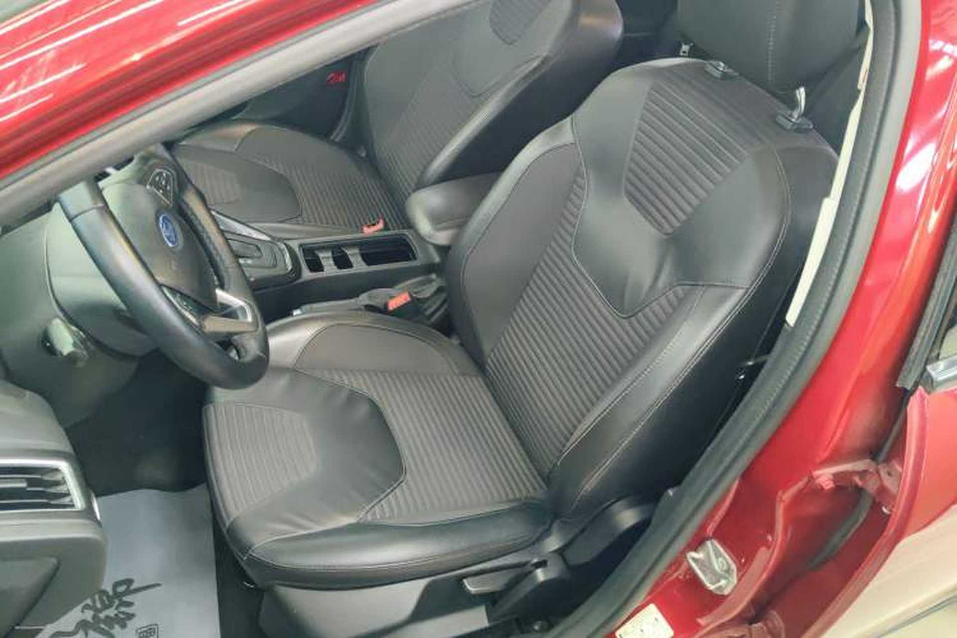 Used Ford Focus 2018 Sedan Classic 1.6L Automatic Trendy SmartDrive Edition Left Front Seat