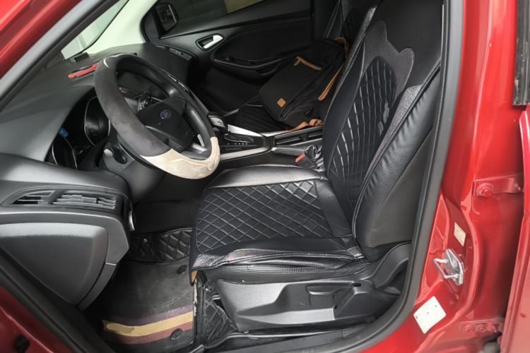 Used Ford Focus 2018 Hatchback Classic 1.6L Automatic Comfort Plus SmartDrive Edition Left Front Seat