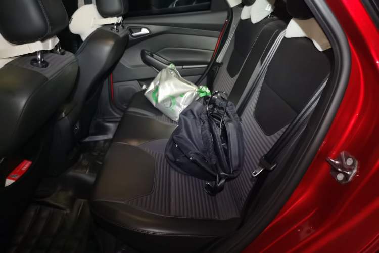 Used Ford Focus 2018 Hatchback Classic 1.6L Automatic Trendy SmartDrive Edition Left Rear Seat