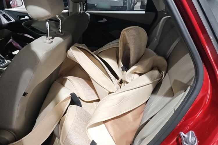 Used Ford Focus 2018 Sedan Classic 1.6L Automatic Comfort Plus Smart Drive Version Left Rear Seat