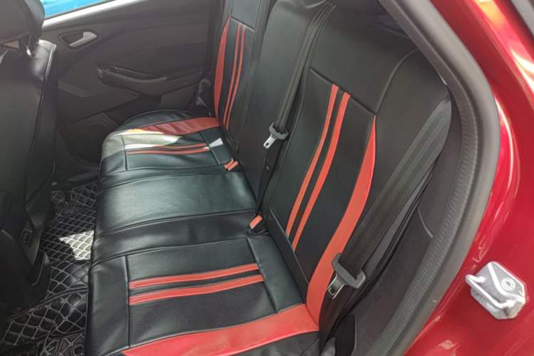 Used Ford Focus 2018 Hatchback Classic 1.6L Automatic Comfort Plus SmartDrive Edition Left Rear Seat